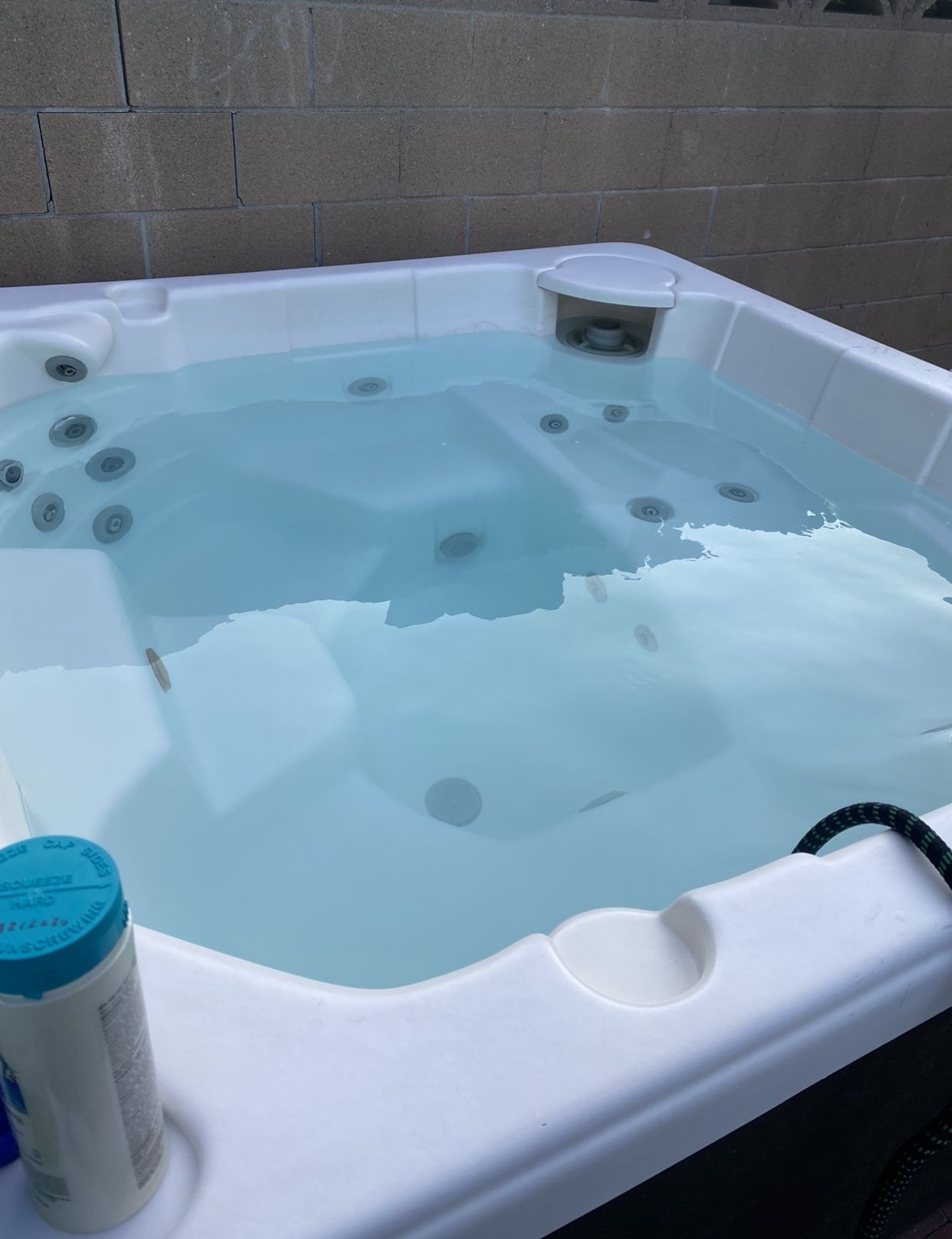 Jacuzzi Hot Tub 76 x 76 (need It Gone) 