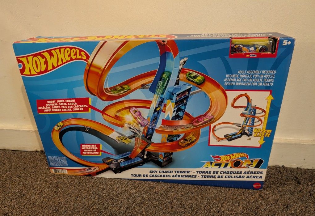 Hot Wheels Sky Crash Tower Track Set