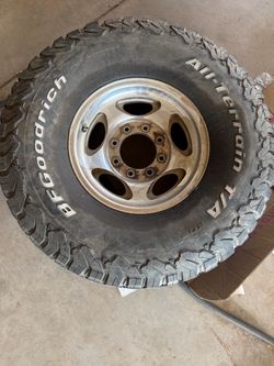 LT315/75R16 Tire on Steel Rim