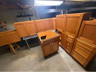 Kitchen cabinets usado