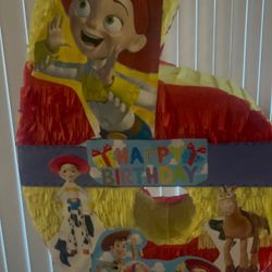 Custom Piñata(s) 😍