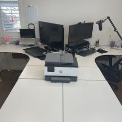 Office Furniture Desk and File Cabinets