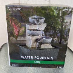 Ashland water Fountain lights Up