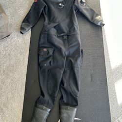 Pinnacle Evolution 2 Scuba Drysuit 