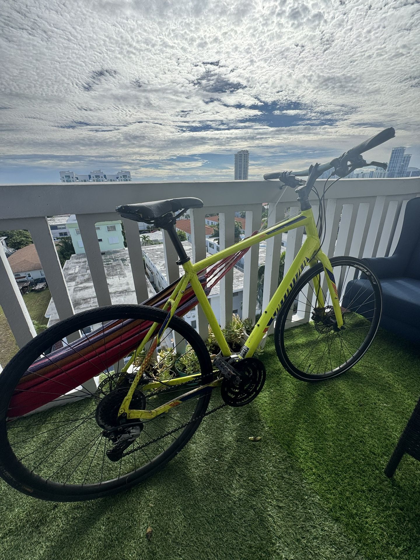 Specialized Sirrus Hybrid Bike