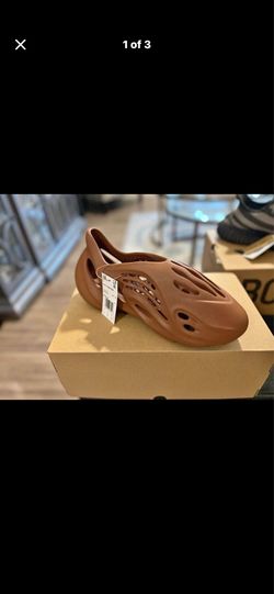 Brand new never used purchased 2024 with tag everything size 11