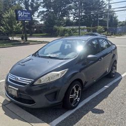2011 Ford Fiesta