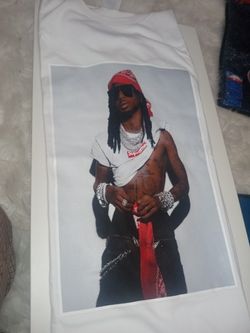 Supreme T Shirt Sz Large New, White SUPREME SOCKS
