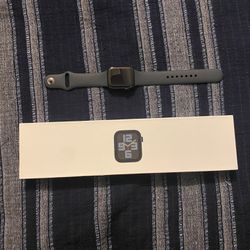 Apple SE 2 Watch 