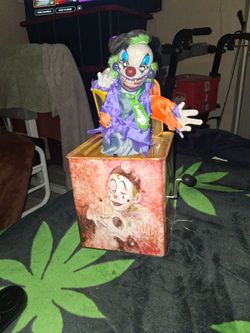 Gar.\nY jack in the box , scary jock in the box works fine