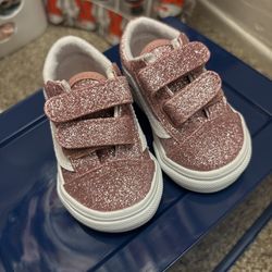 Infant Vans - 2C