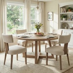 4 Dining Or Kitchen chairs
