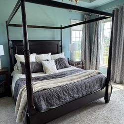 Canopy King Bedroom Set