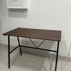 THE PERFECT WOODEN DESK 🪾💻