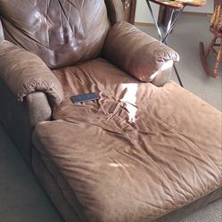 Leather Chaise Lounge 