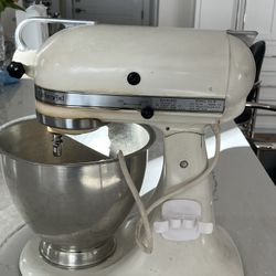 Vintage Kitchenaid Hobart Model K4 – B Mixer From The 1950S.