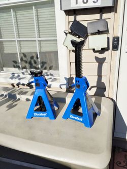 Duralast T44002 1 pair 4 Ton Jack Stands Like New