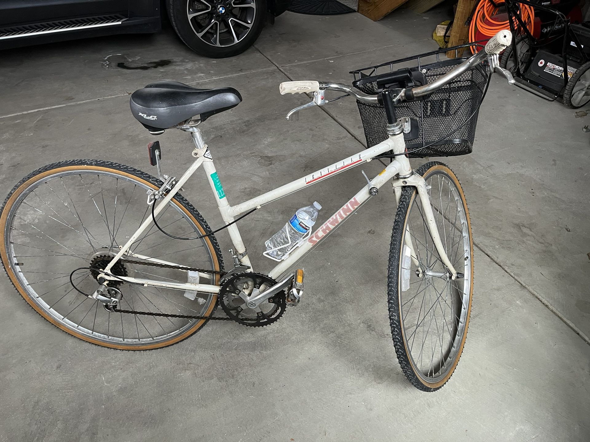 2001 SCHWINN TRAVELE Women’s Bike Offers Welcomed