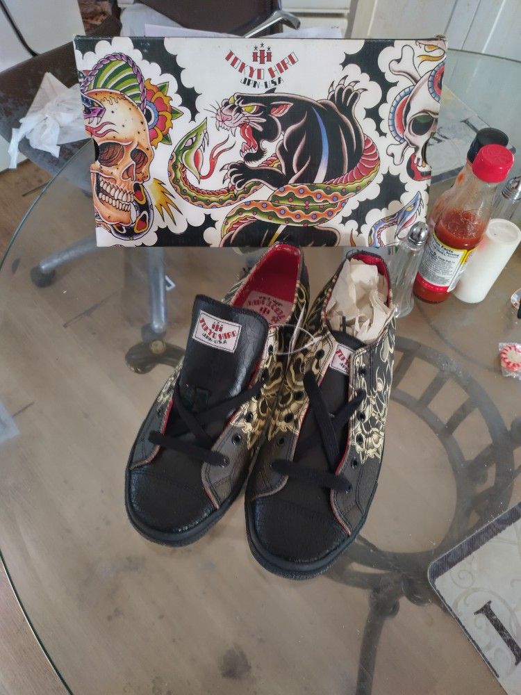 Brand New Still In The Box Size 11