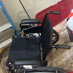Wheelchair with all accessories brand new never used