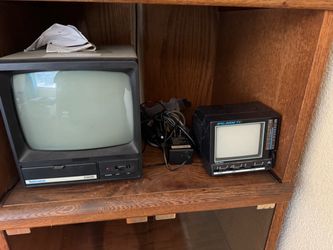 two crt tvs pxl 2000