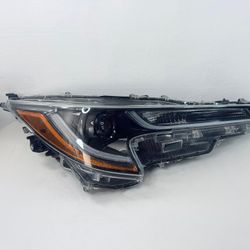 2020 - 2022 TOYOTA COROLLA HALOGEN RH PASSENGER SIDE HEADLIGHT OEM