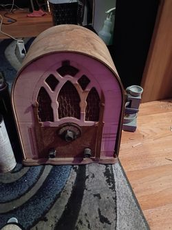 Vintage radio