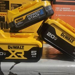 Dewalt ⚡️ Batteries New.nuevad