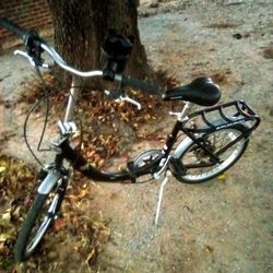 Schwinn U-Loop Foldable Bicycle..New Condition ♥️😁🦋 