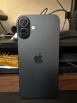 iPhone 16 Plus 128GB Unlocked - 99% Battery Health