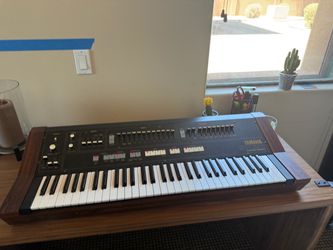 Yamaha SK20 Synthesizer