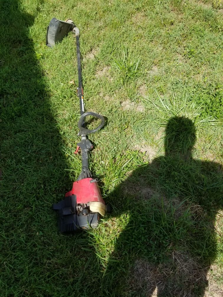Yard machine weed eater for Sale in Virginia Beach, VA