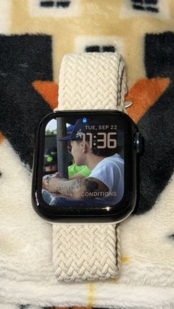 Apple Watch SE 44mm