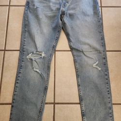 Levi’s jeans 