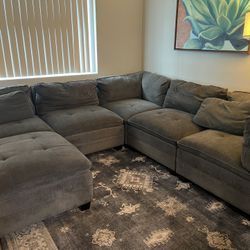 Sectional Couch With Ottoman