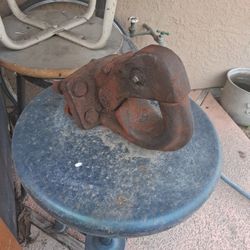 Vintage hitch in perfect working condition