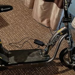 eZip E-750 Electric Scooter