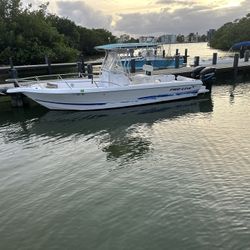 2004 Proline 25ft Powered By Twin Mercury Optimax 