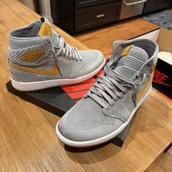 Jordan 1 Flyknit Size 10 Wolf Grey