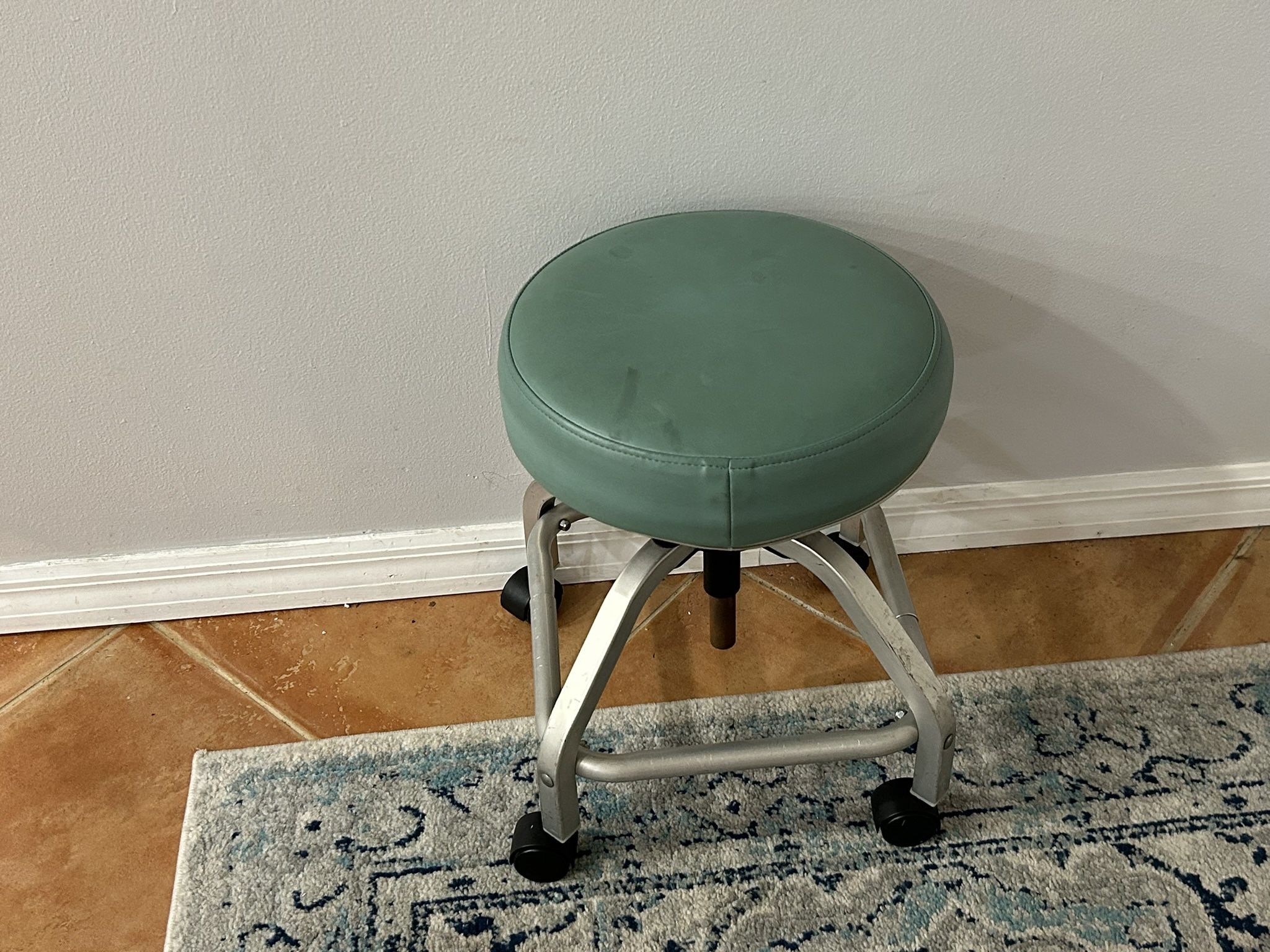 Small Rolling  Stool