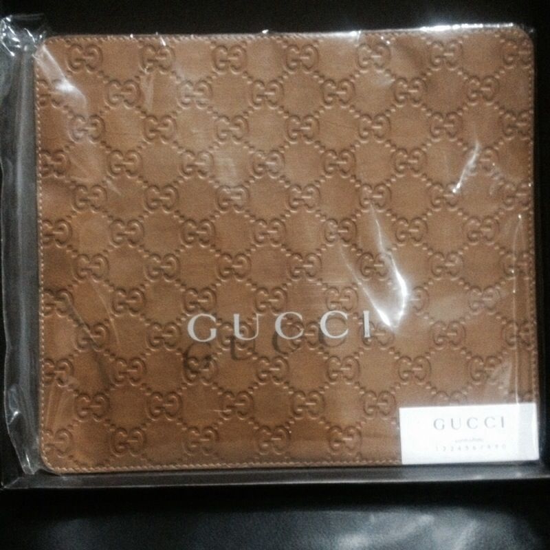 Gucci mouse pad