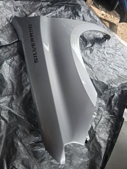 2019 2025 chevy Silverado1500 driver oem fender