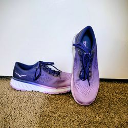 Women's Hoka Cavu 2 size 10.5