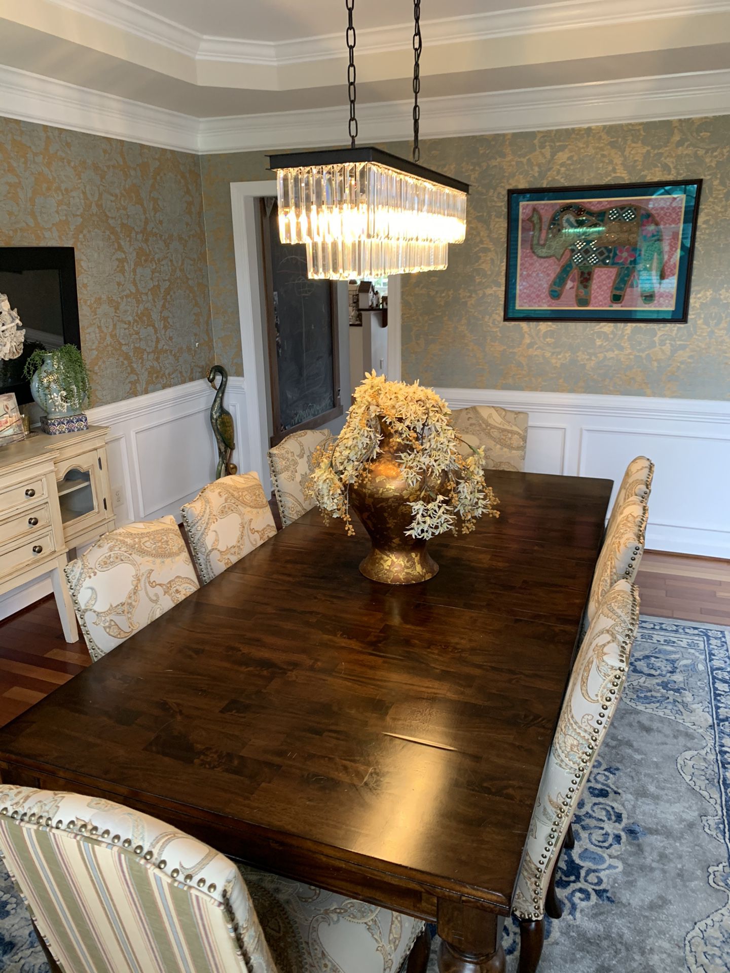 Formal dining room table & chair set