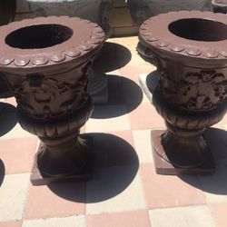 New Flower Pots Made Out Of Cement 29in x 22in W 