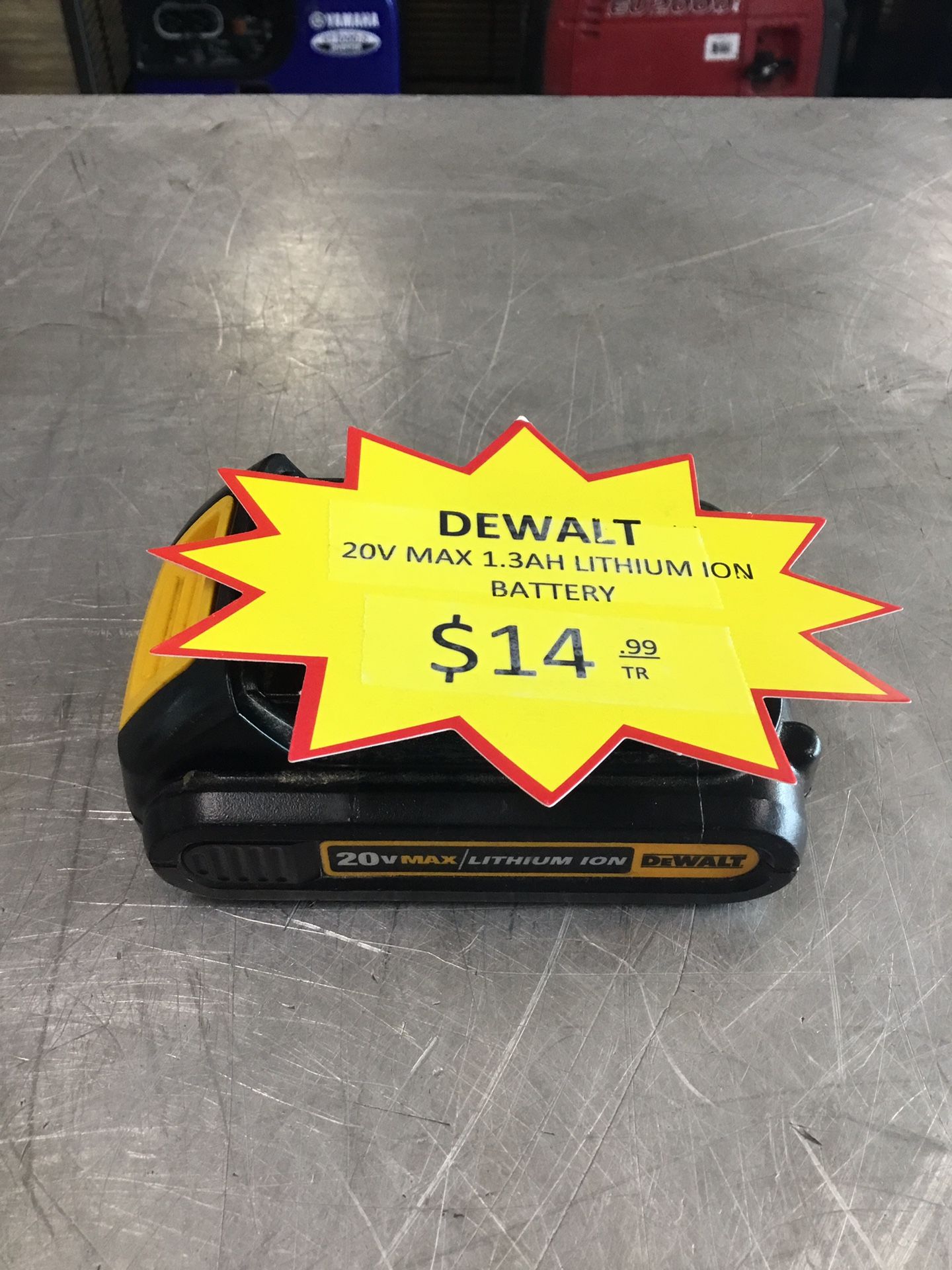 DEWALT DCB207 20V MAX 1.3AH LITHIUM ION BATTERY
