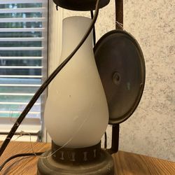 Lamp (antique)