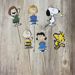 Snoopy Cupcake Toppers 