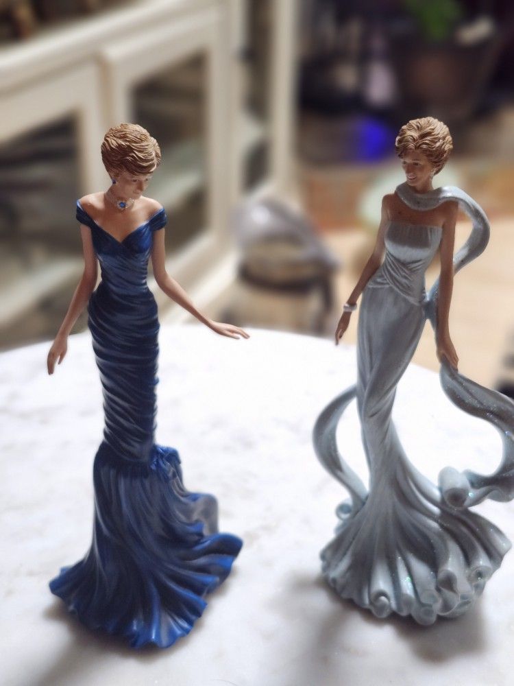 Princess Di Porcelin Statutes Collectible