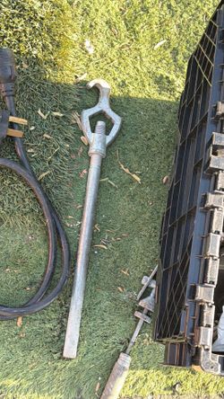 Fire hydrant wrench